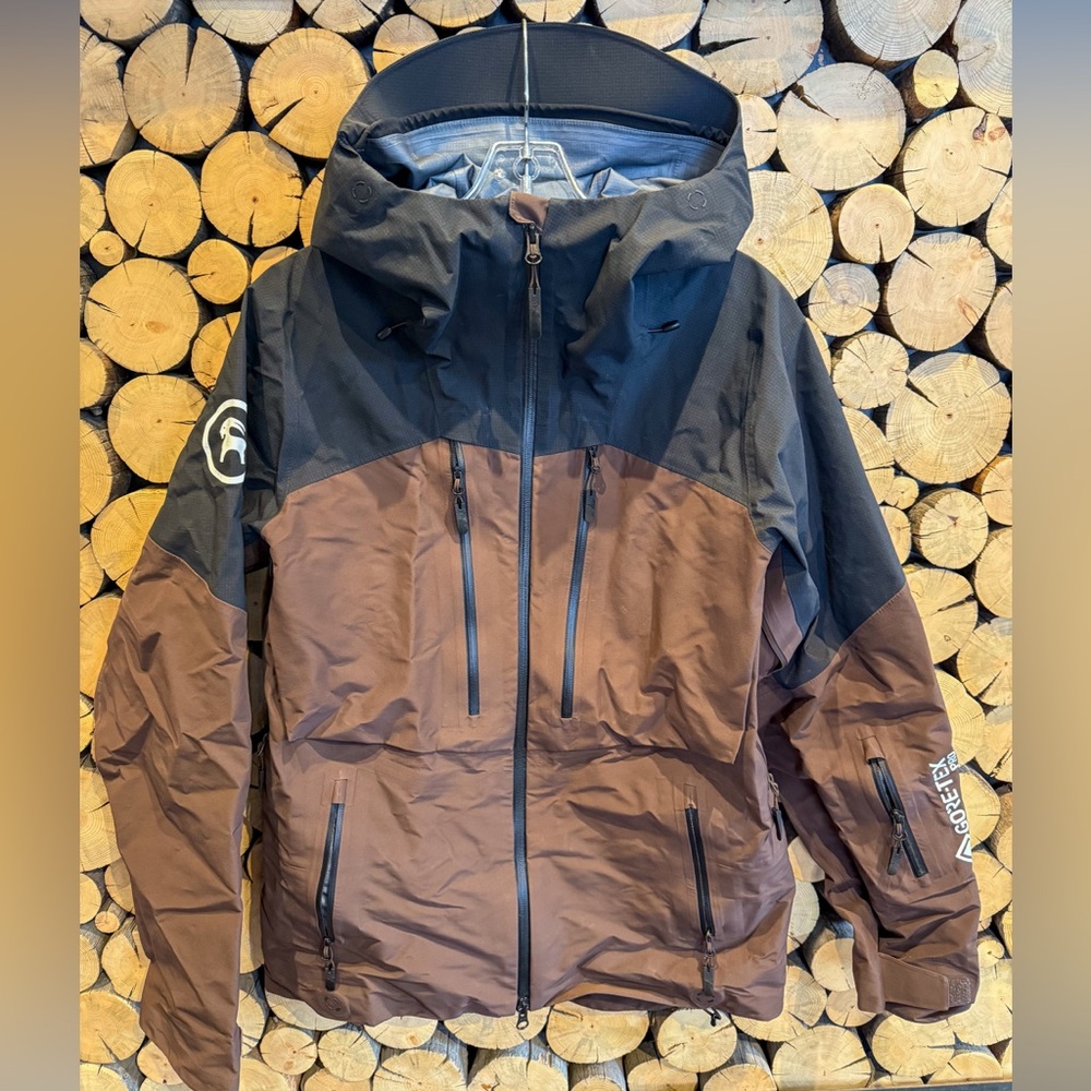 BACKCOUNTRY GORETEX Womens Ski Jacket - size small - black and brown
